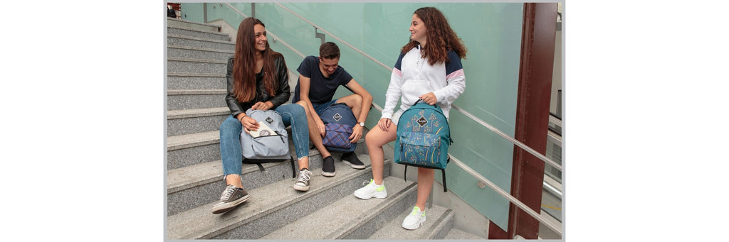 Lycée études et continuité d'enseignement Bodypack