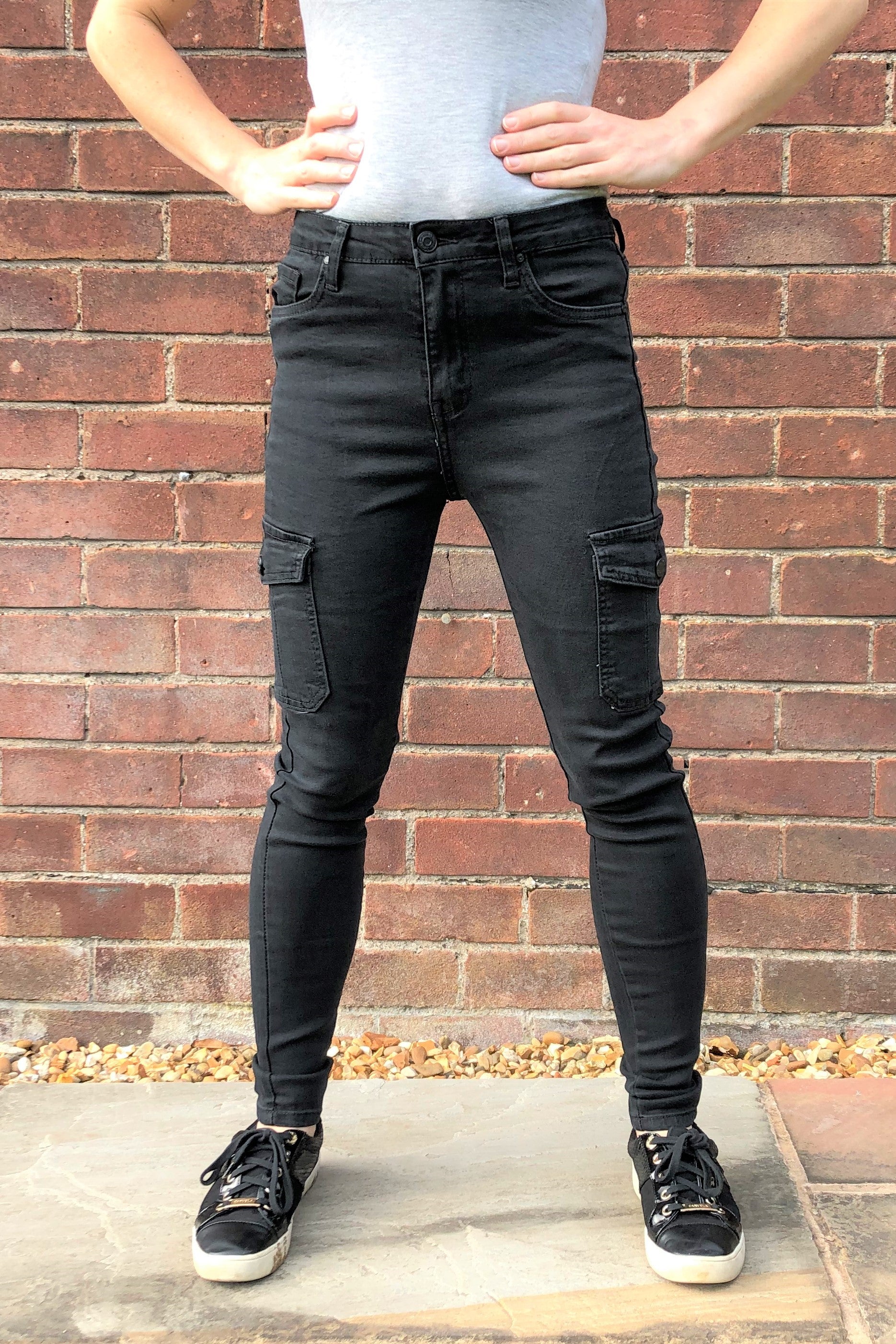 High Rise Skinny Cargo Pants Short Leg - Black – Glamour Outfitters