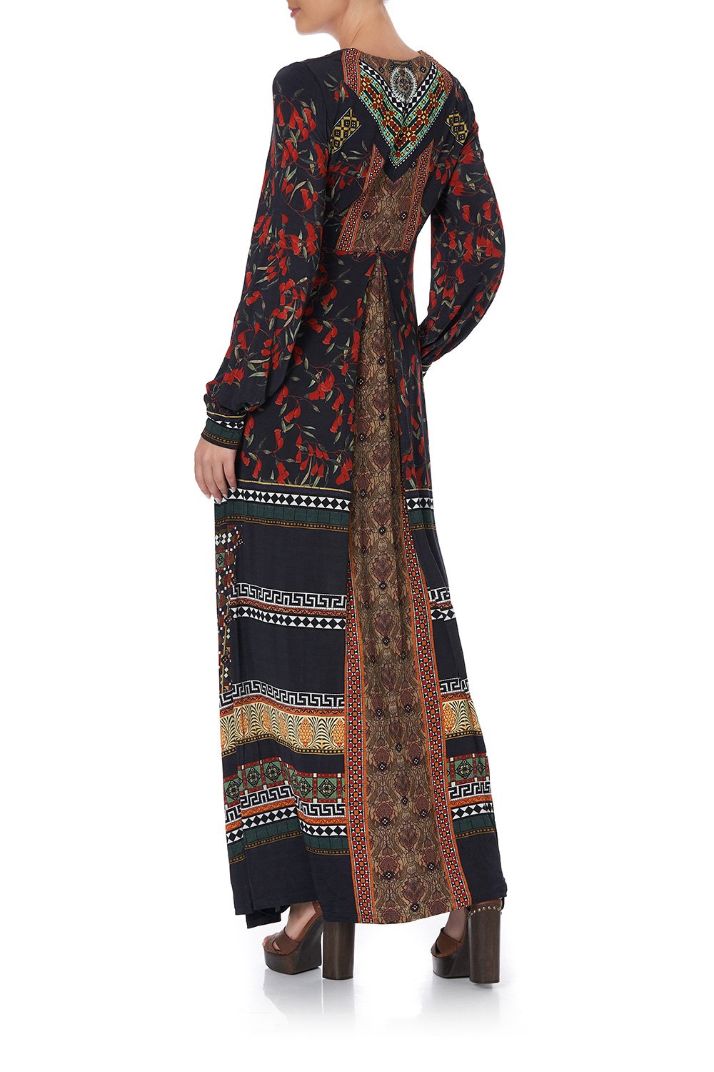 V NECK JERSEY DRESS WITH TUCK DETAIL PAVED IN PAISLEY – CAMILLA