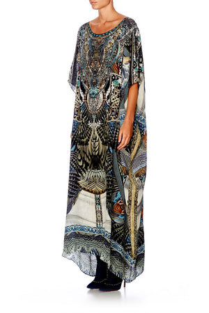 ROUND NECK KAFTAN GIRL ON THE WING – CAMILLA