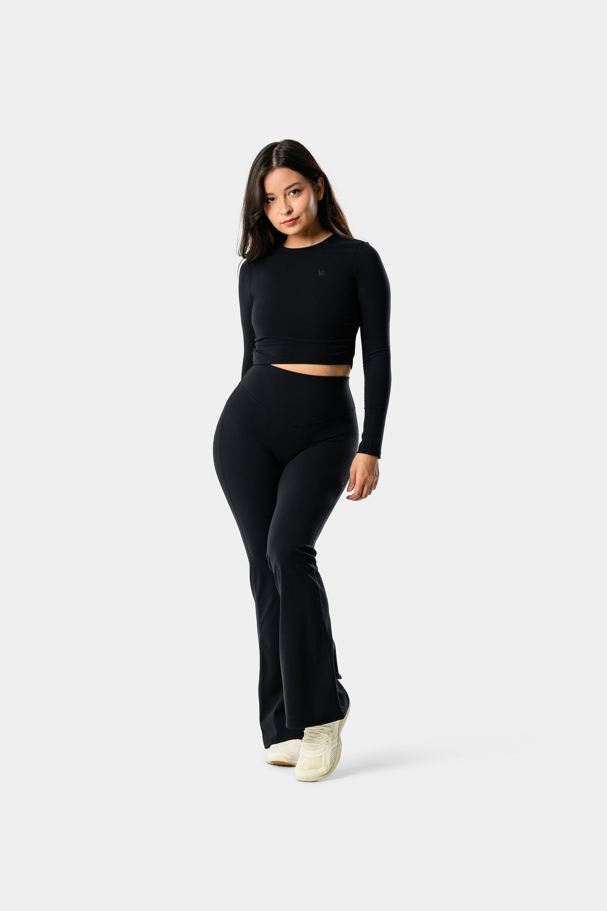 Alura V-Line Leggings - Black – Kamo Fitness