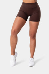 Kamo Fitness Featherlite Enhance 27 Hidden Scrunch No Front Seam