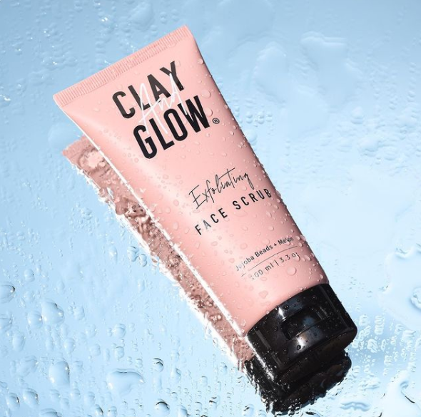 Clay And Glow scrub