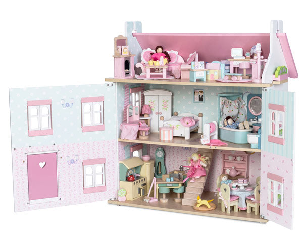 sophie's dolls house