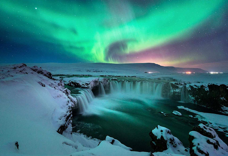 Best Iceland winter honeymoon destination