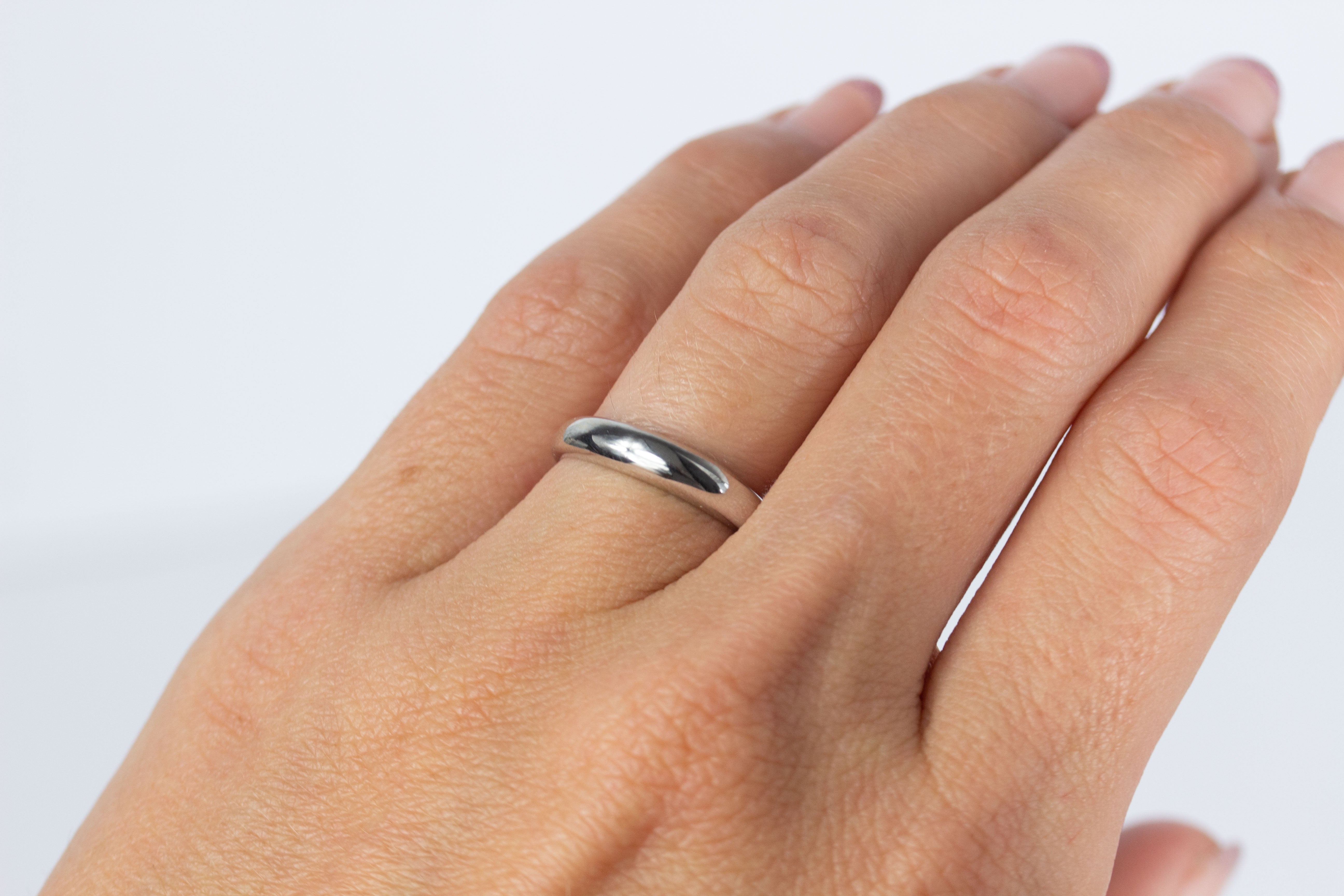 Platinum Tapered Wedding Band