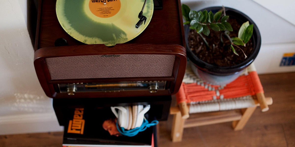 Why That New Record Might Not Play On Your Turntable