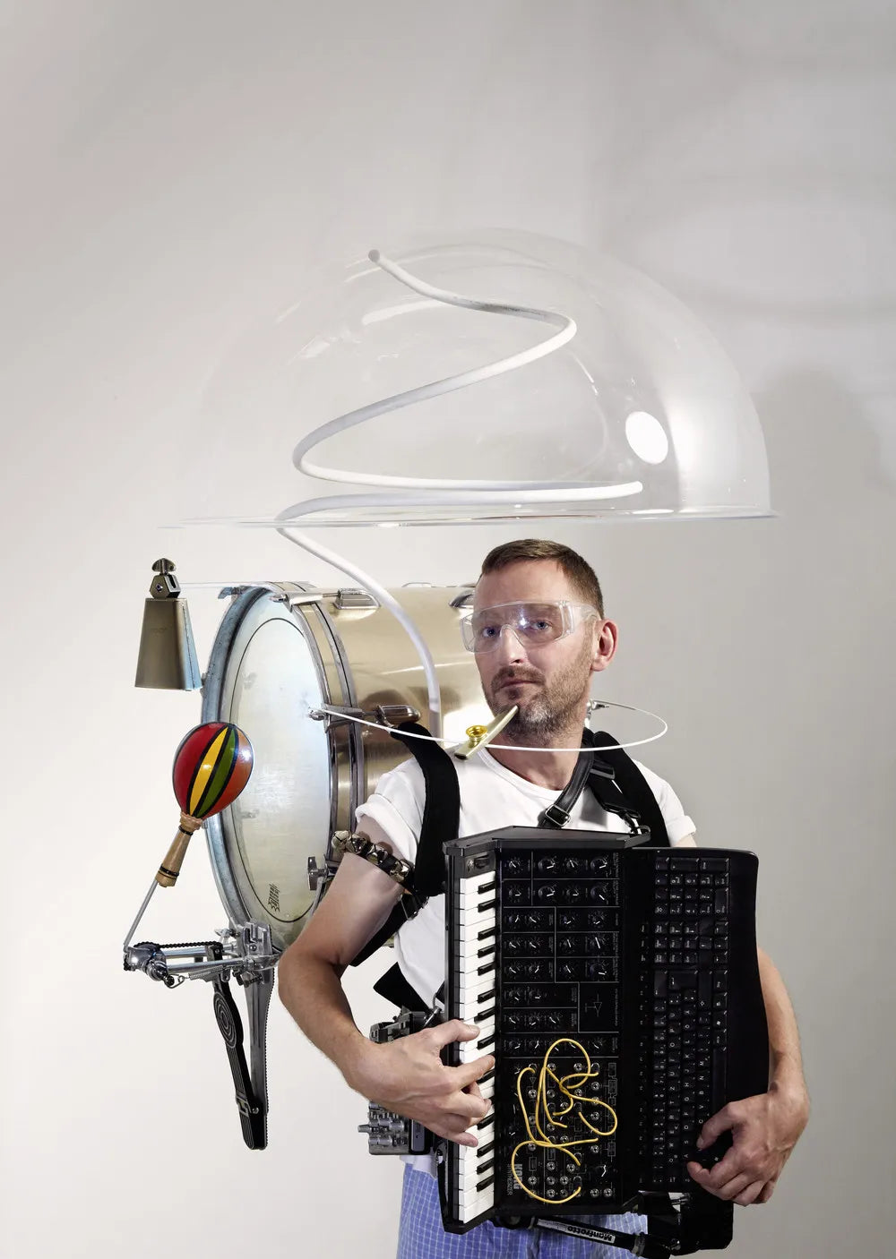 Justus Köhncke Background Image