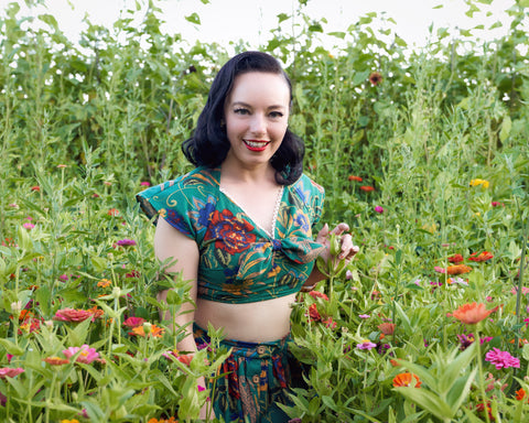 Pinup model Pamela Marie | Hollyville | Cardinal White Photography | Lannon Sunflower Farm