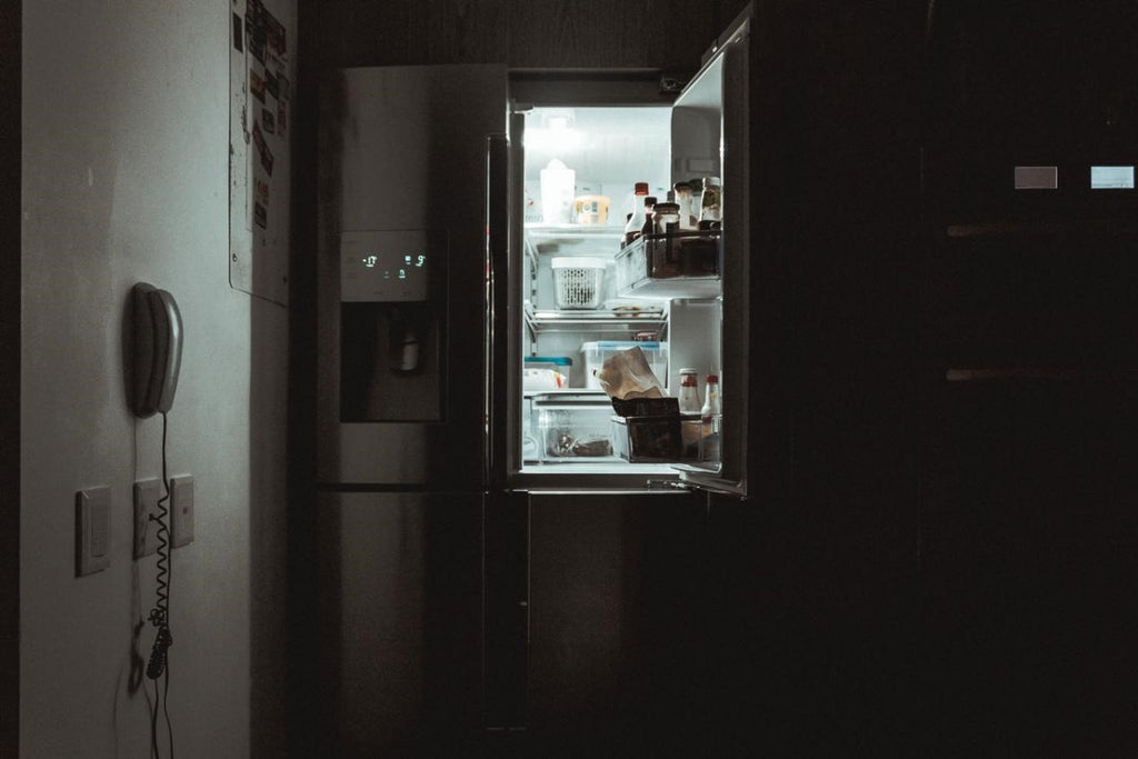 The refrigerator that opens the door