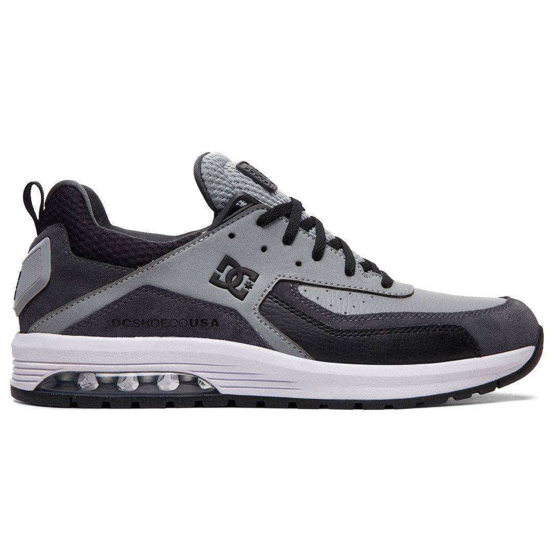 dc running shoes