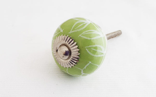 Ceramic apple green delicate floral design 4cm round door knob