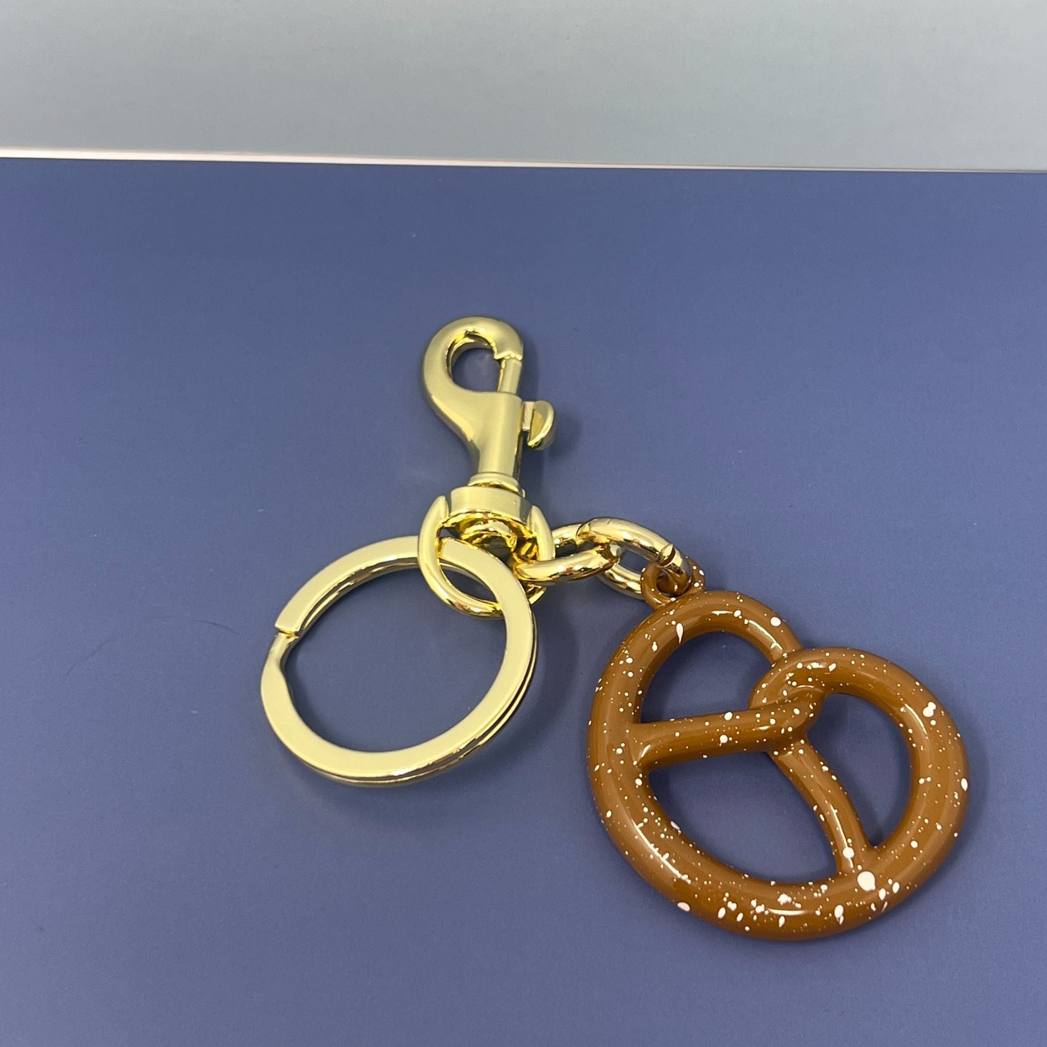 Pretzel Keychain – Salted Snack Charm with Gold Hardware for Bags, Keys, and Gift Giving