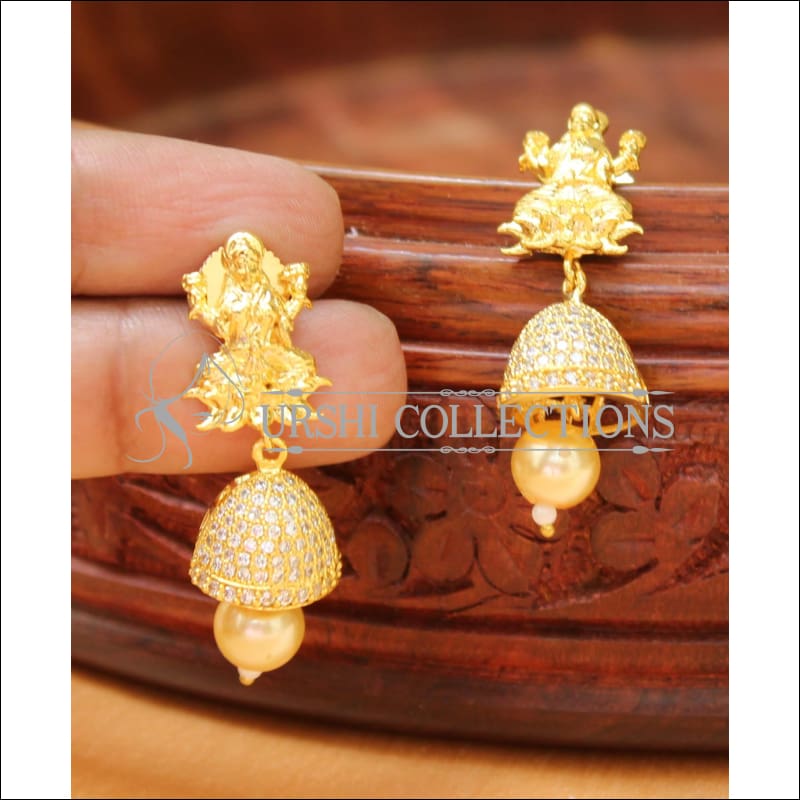 Buy Yellow Gold Earrings for Women by Malabar Gold & Diamonds Online |  Ajio.com