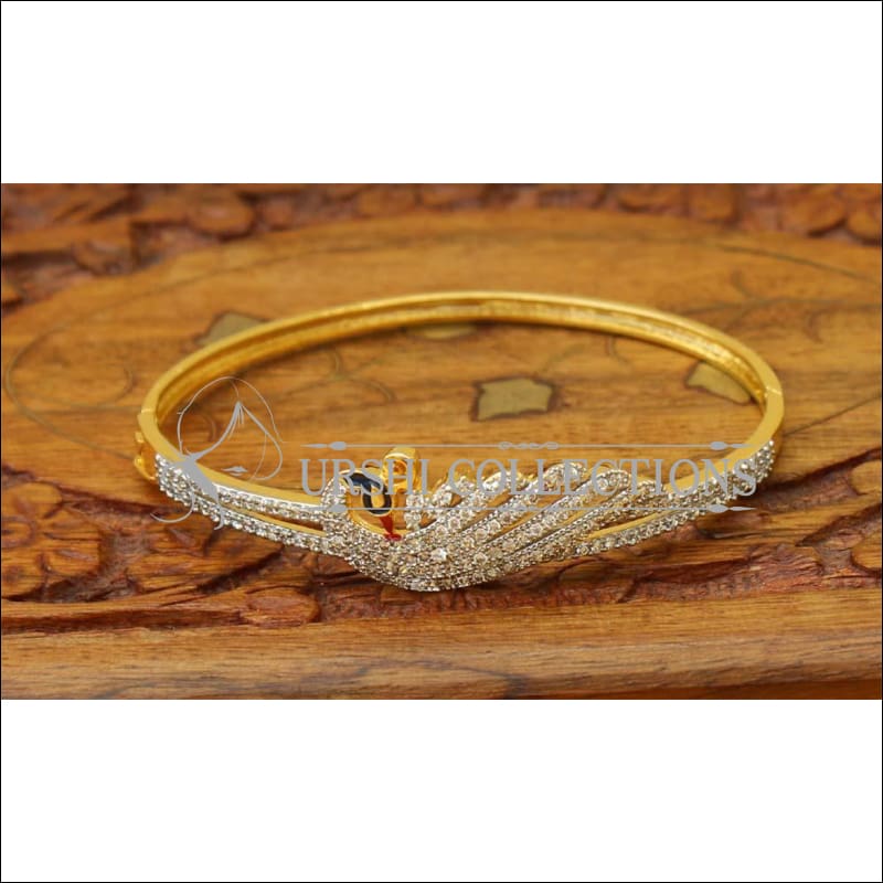 Buy Trendy Gold Bangles Designs Online For Women At Best Prices