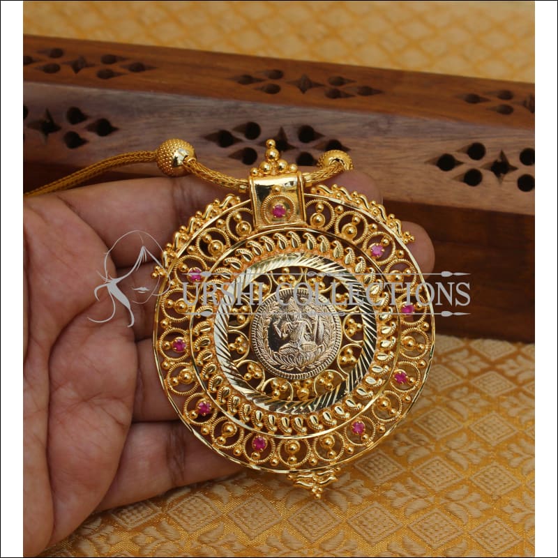 10 grams shop gold pendant