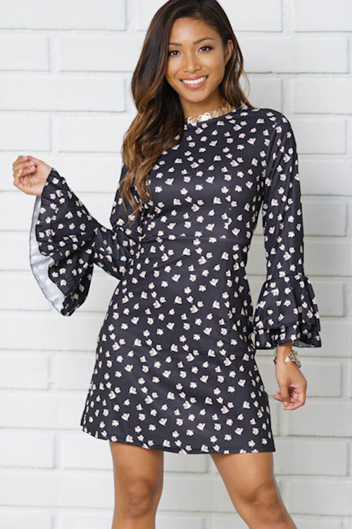 SCOOP NECKLINE LONG BELL SLEEVE CASUAL 