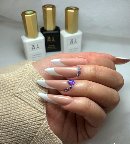 mina_nailartkohann