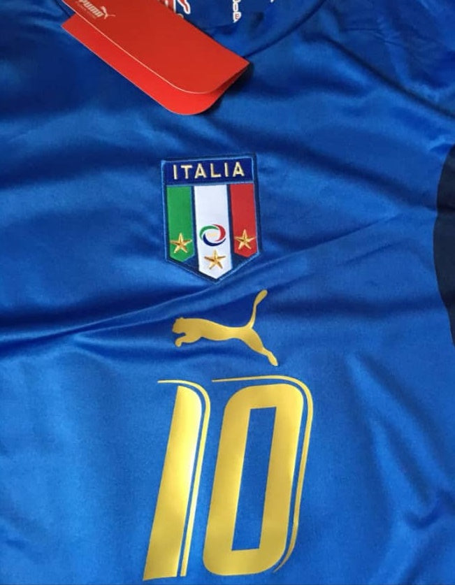 totti italy jersey