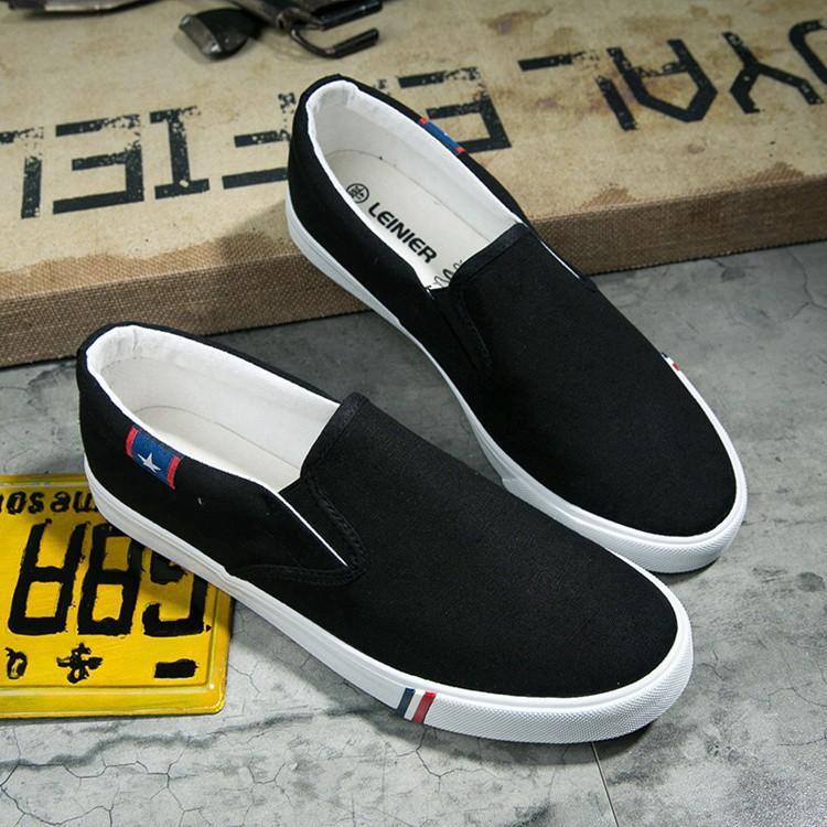 simple canvas shoes