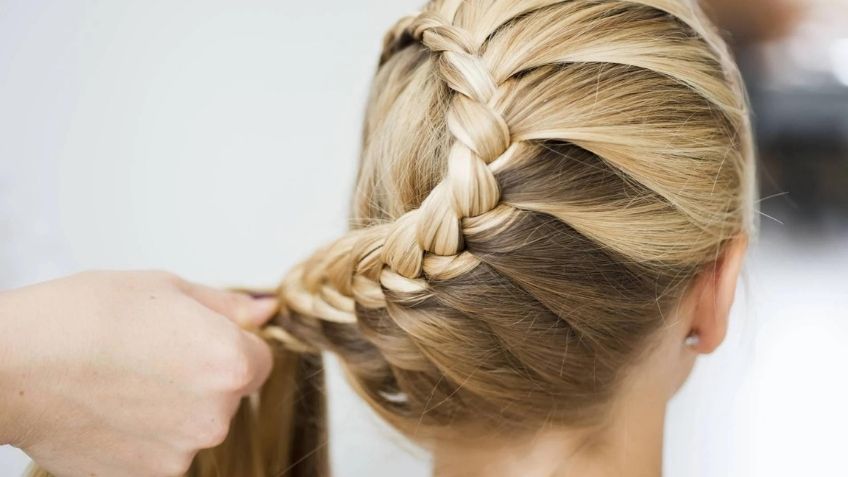 Twisted Ideas: 15 Braided Hairstyles For Summer featured image