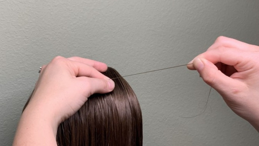 Hair Elasticity 101: Why Is My Hair Stretchy? featured image