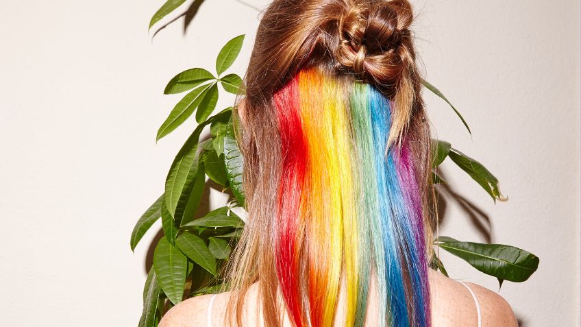 Color Guide: Funky Colored Hair Extensions featured image