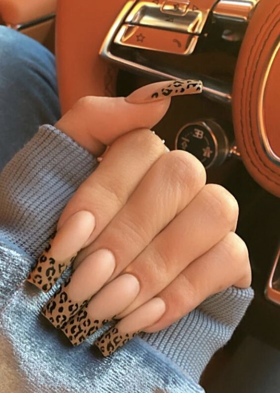 70 Autumn Nail Designs to Try