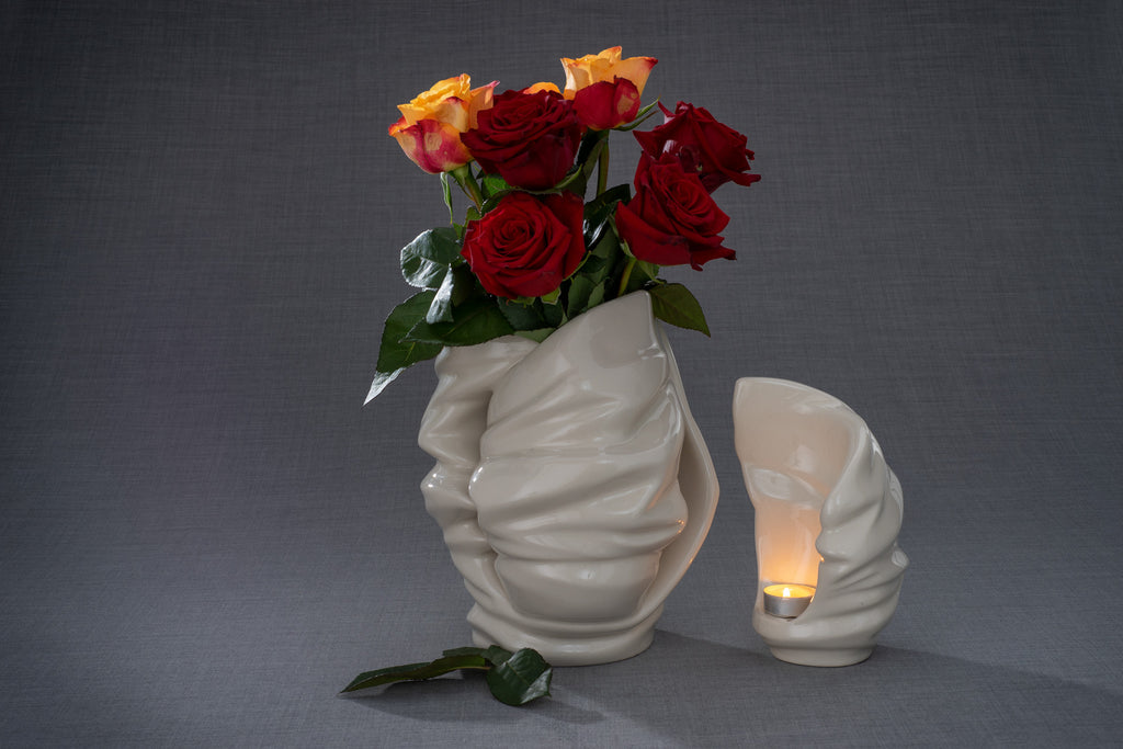 Light Cremation Urn for AShes