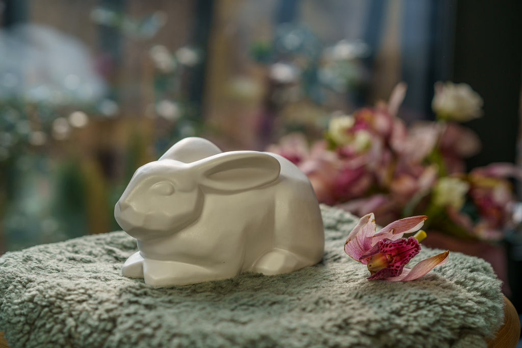 "Rabbit" cremation urn for ashes by Pulvis Art Urns