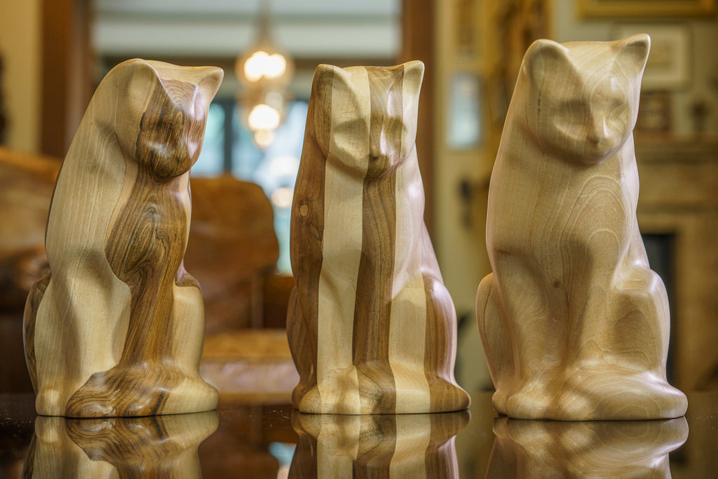 Wooden Pet Urn "Neko" - Pet Crematon Urn