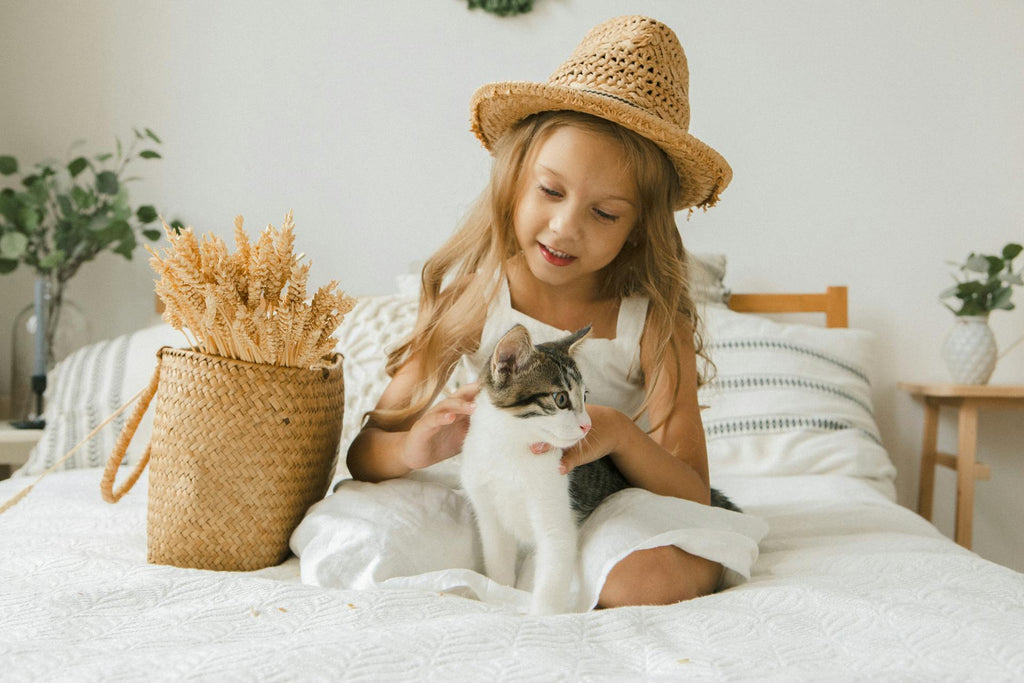 Furry Friends Forever: A Guide to Helping Children Navigate Pet Loss