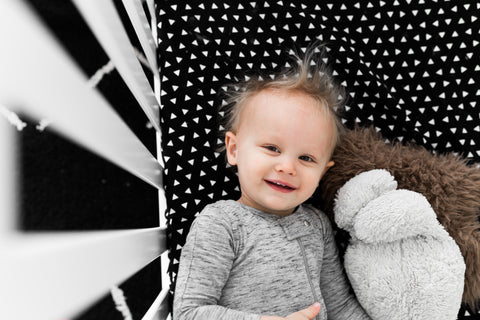 Why is black and white good for babies?