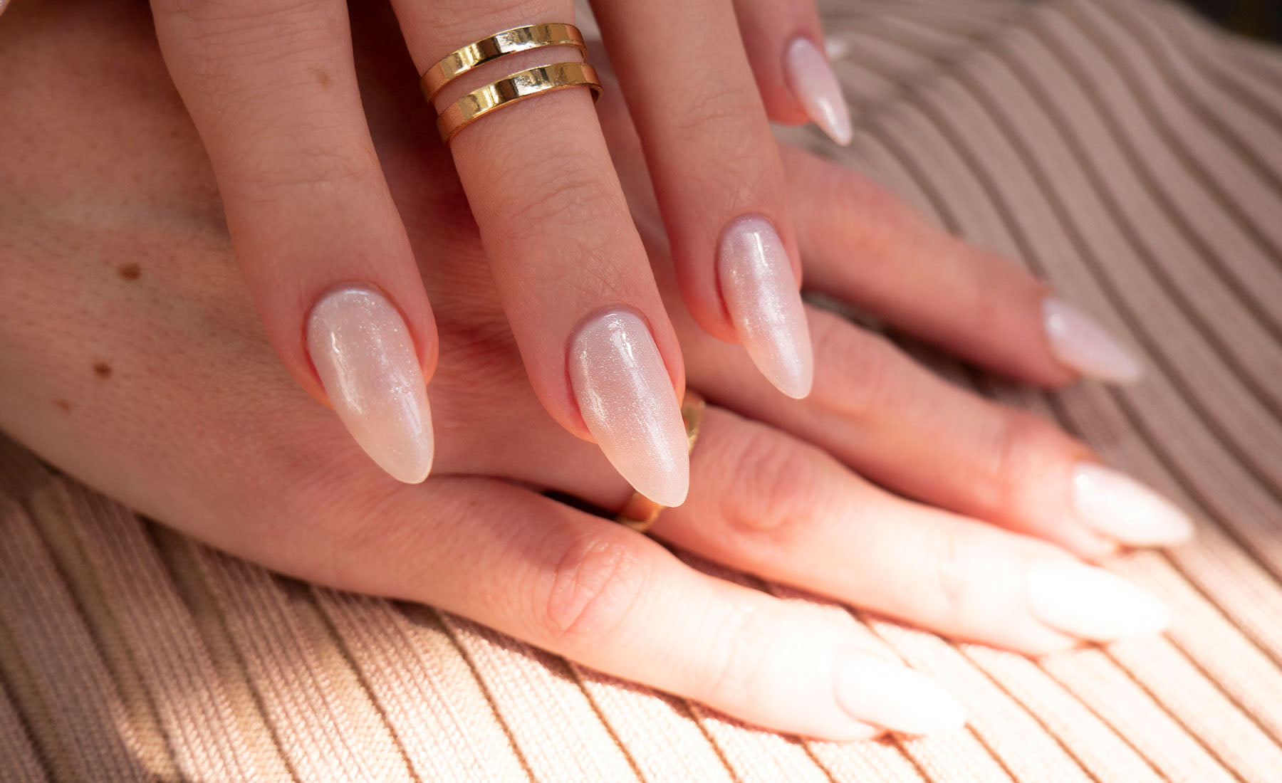 How to Apply Gel Nails at Home in 2022 - Best DIY Gel Manicure