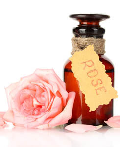 Regenerating Facial Oils with Rose