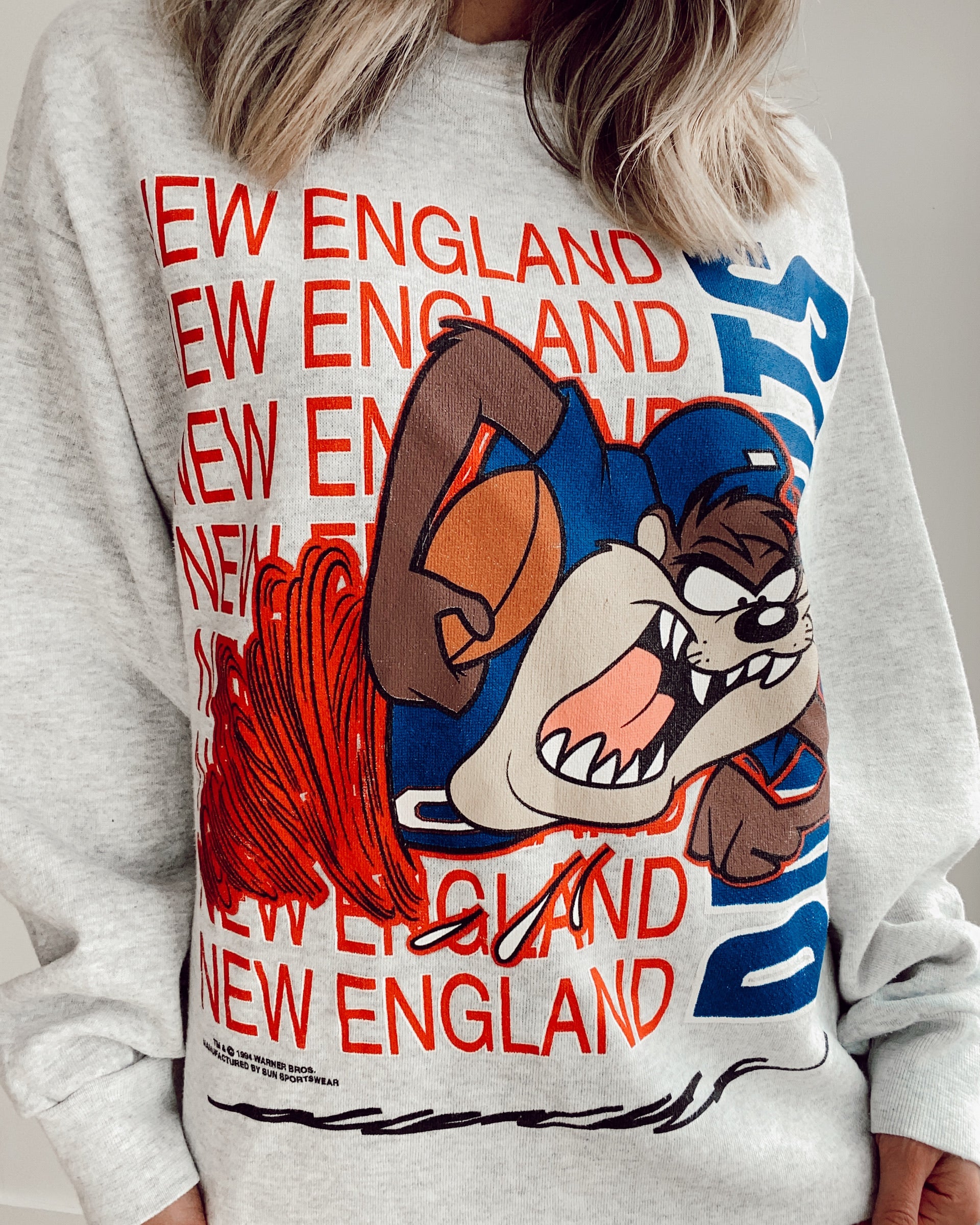 1994 Tazmanian Devil Patriots Crewneck