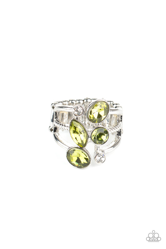 Paparazzi Ring ~ Magic Maker - Green