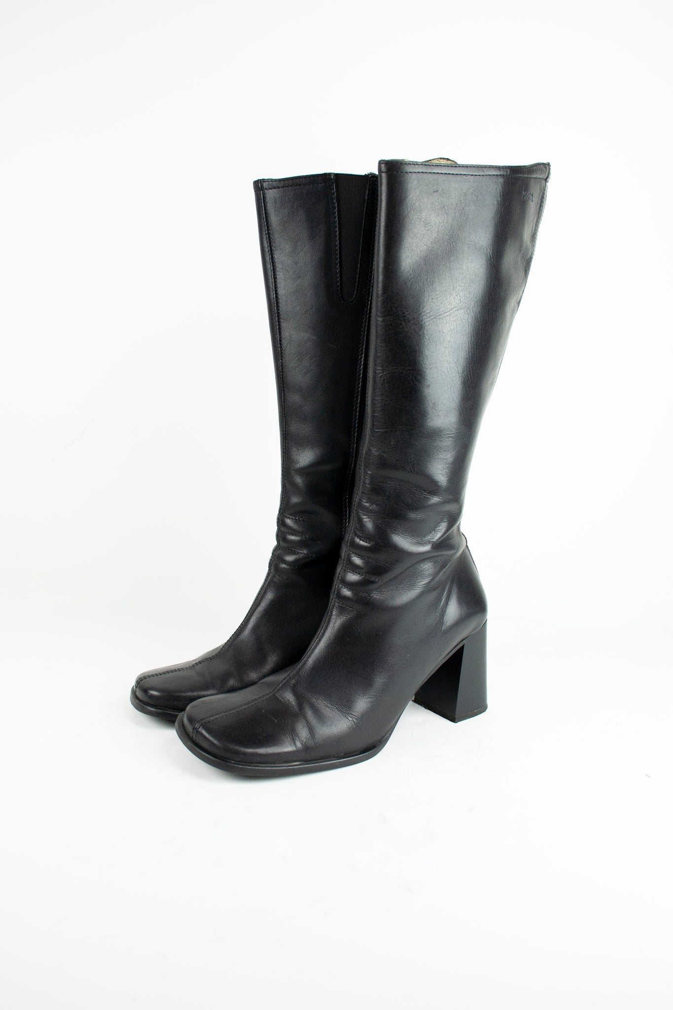 knee high boots square toe