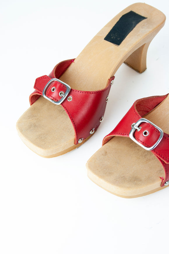 red mules uk