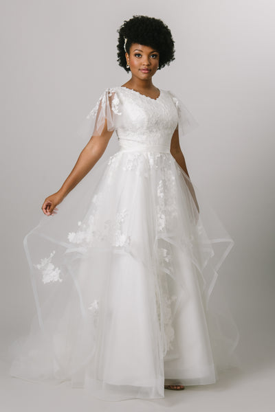 Lace handkerchief clearance wedding dress