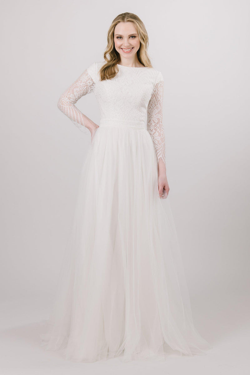 lace aline wedding gown