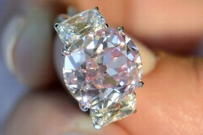 Diamant brut : guide complet sur le diamant extrait des mines