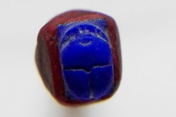 scarabée lapis lazuli egyptien