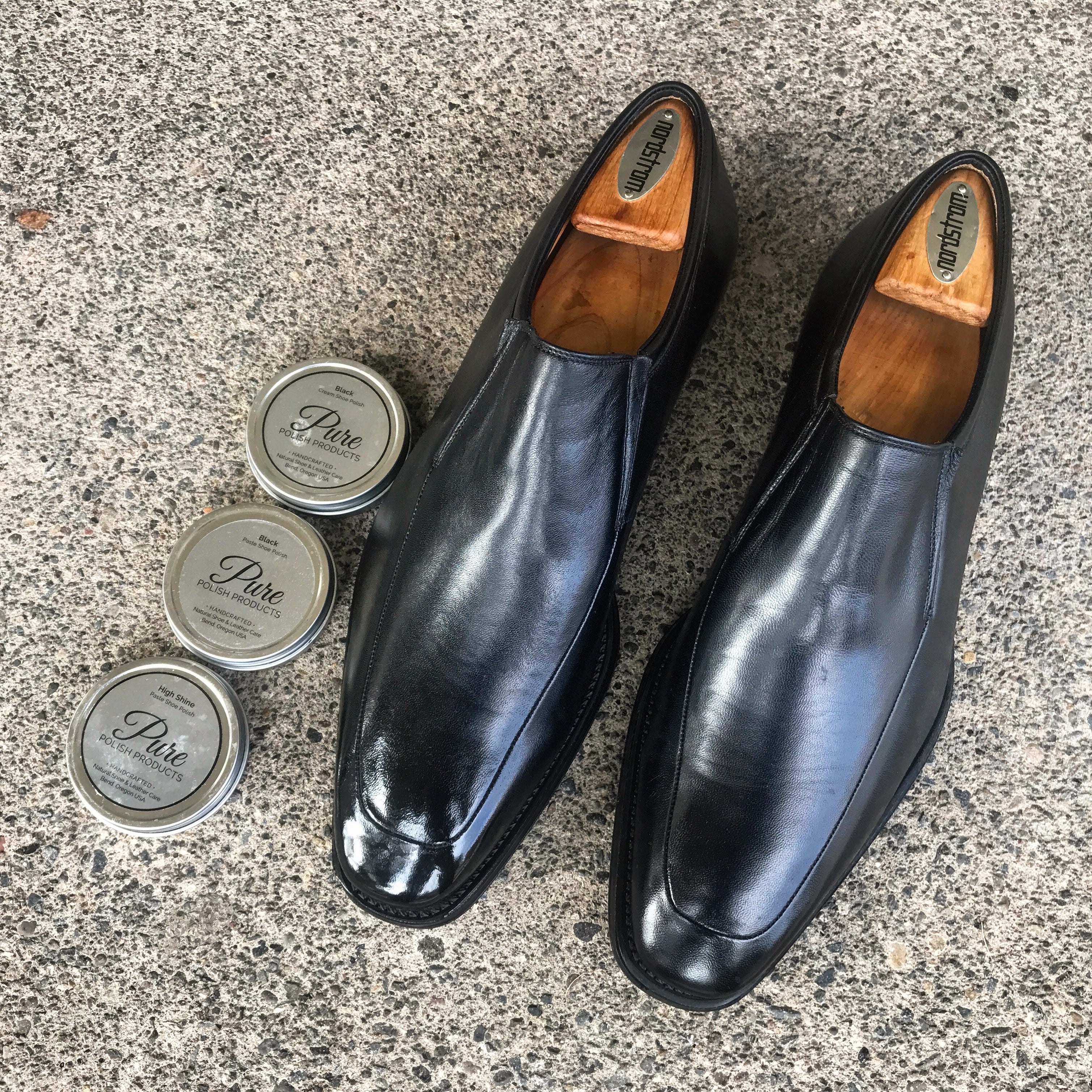 high gloss black shoe polish