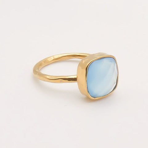 https://www.orlijewellery.com/collections/outlet/products/sterling-silver-semi-precious-stone-ring-gold-light-blue-chalcedony