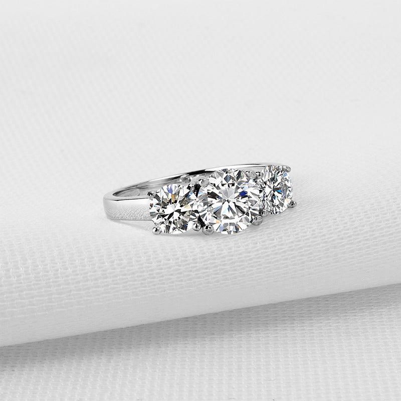 Special Design Shiny Three CVD Diamonds Ring – UNA&CO