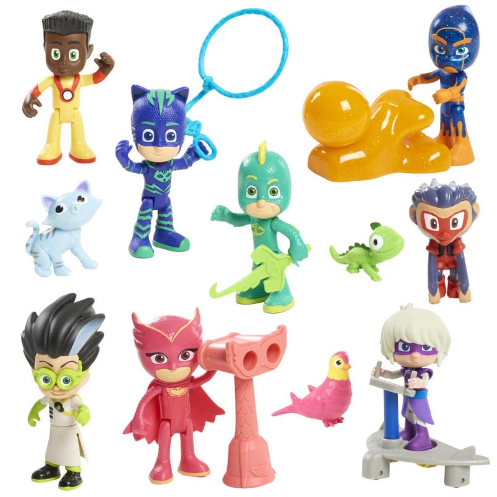 Pj Masks Deluxe Figure Set 17 Pieces Pj Masks Toys At Shop First 