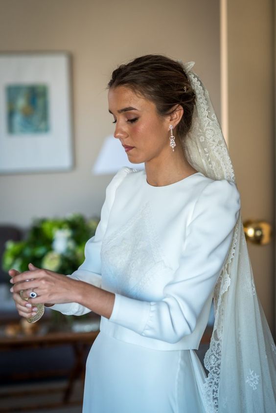 Simple Long Sleeves Wedding Dresses – TANYA BRIDAL