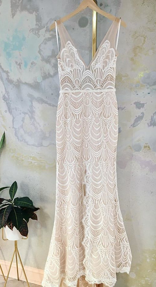 Deep V Backless Mermaid Wedding Dress Chic Lace – TANYA BRIDAL