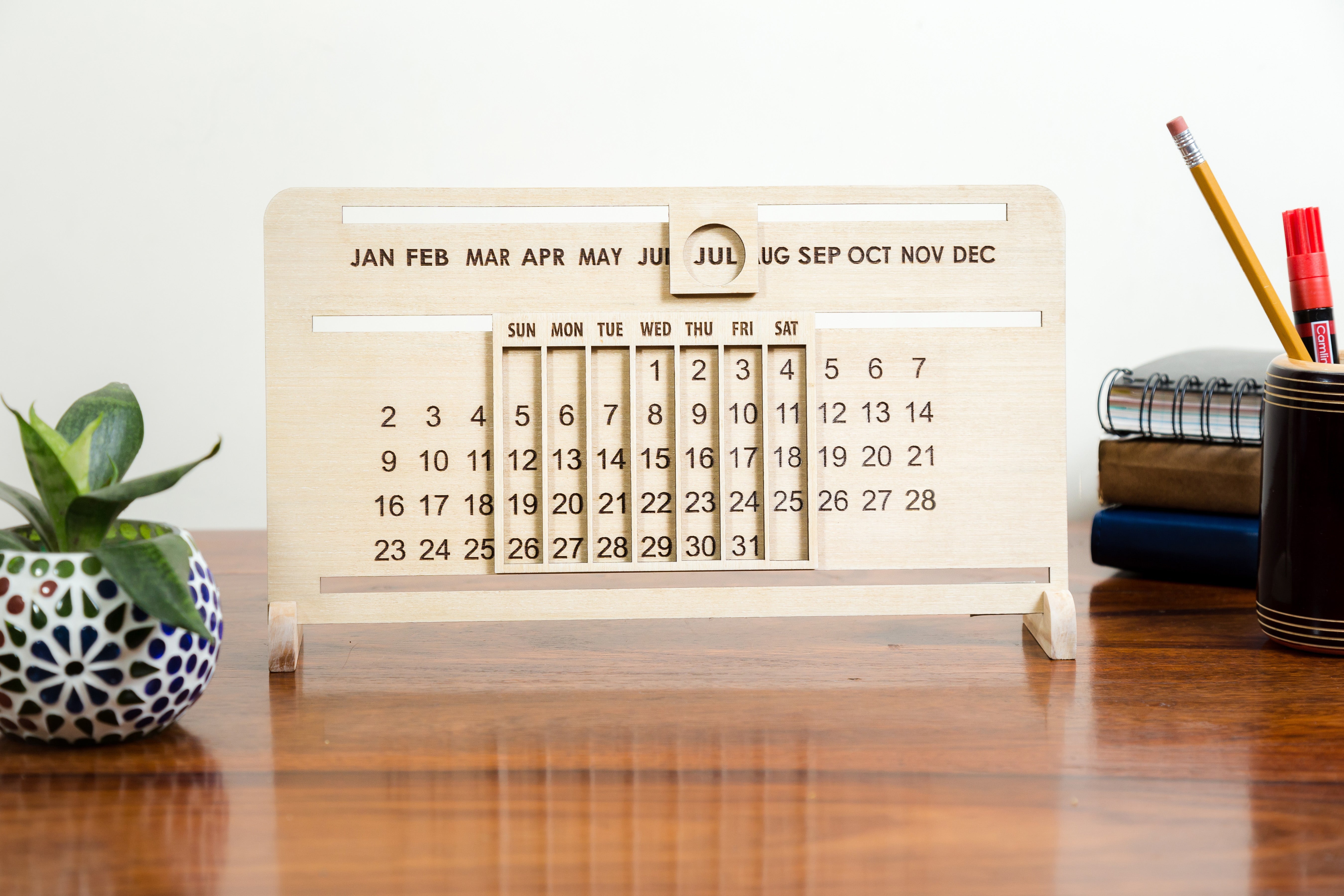 IVEI Wooden Sliding Perpetual Calendar Table Top Calendar Set